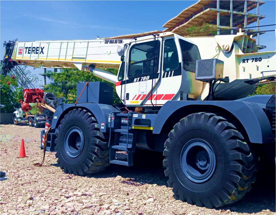 Terex RT780